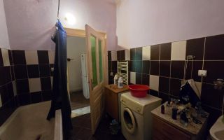 Apartament 4 camere, Zona Cetatii, Curte Comuna, Pivnita mare - Poză 7