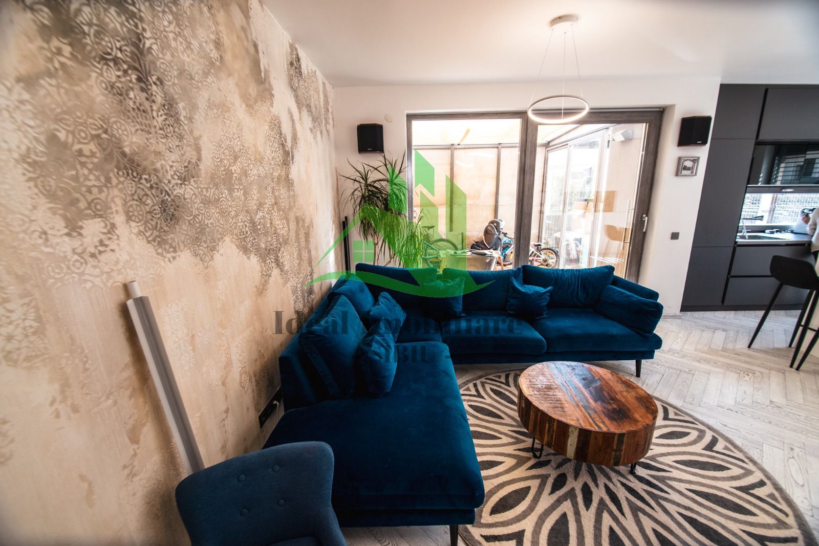 Casa Moderna cu 4 camere si terasa, zona Pictor Brana, Selimbar - Poză 8