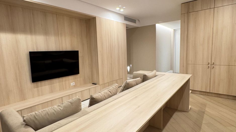 Inchiriere 3 Camere Cortina 126 Nou - Poză 1