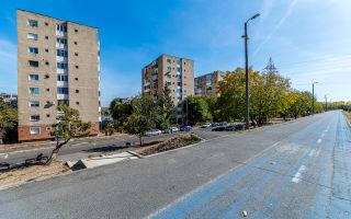 Apartament cu 5 camere pe Splaiul General Gheorghe Magheru, Micălaca - Poză 2