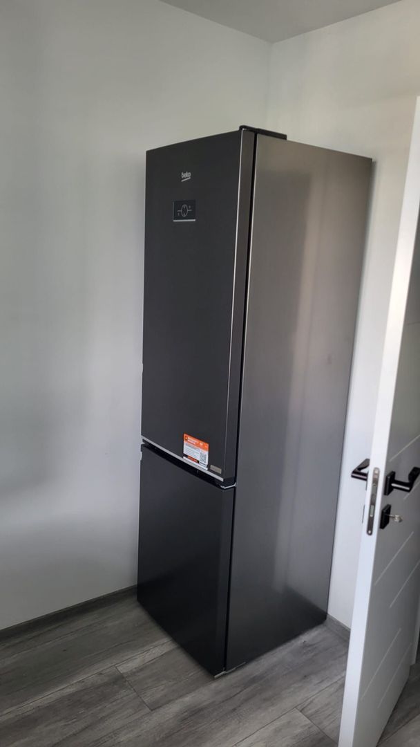 De inchiriat apartament cu 2 camere la Papadie, etaj 3, renovat, 550 E - Poză 20