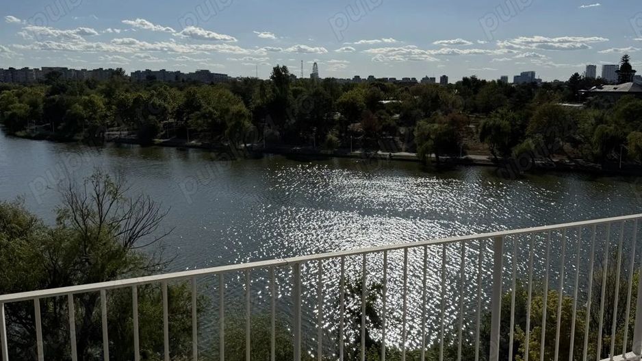 4 cam | 180mp | pe Lac | Vedere Superba - Poză 1