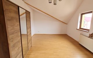 Super oferta!!!Vila spațioasă în Ghiroda! - Poză 16