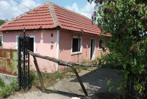 casa si teren Tagadau Arad - Poză 1