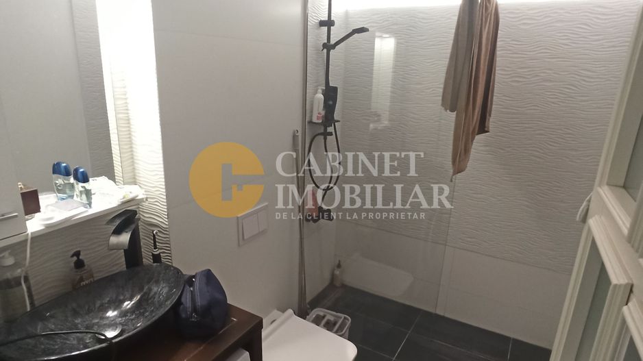 Apartament 2 camere cu LOC DE PARCARE SI BOXA - Poză 5