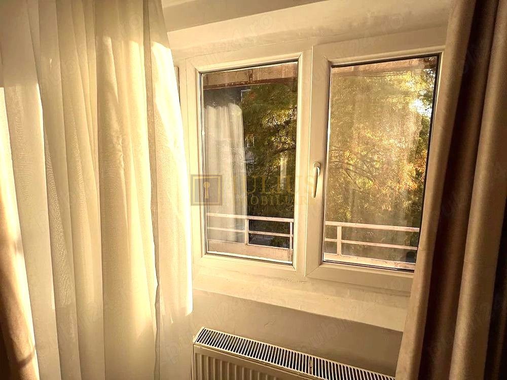 Apartament cu o camera in Complexul Studentesc - Poză 7