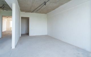 Apartament spațios cu 3 camere pe str. Trandafirilor - Poză 9