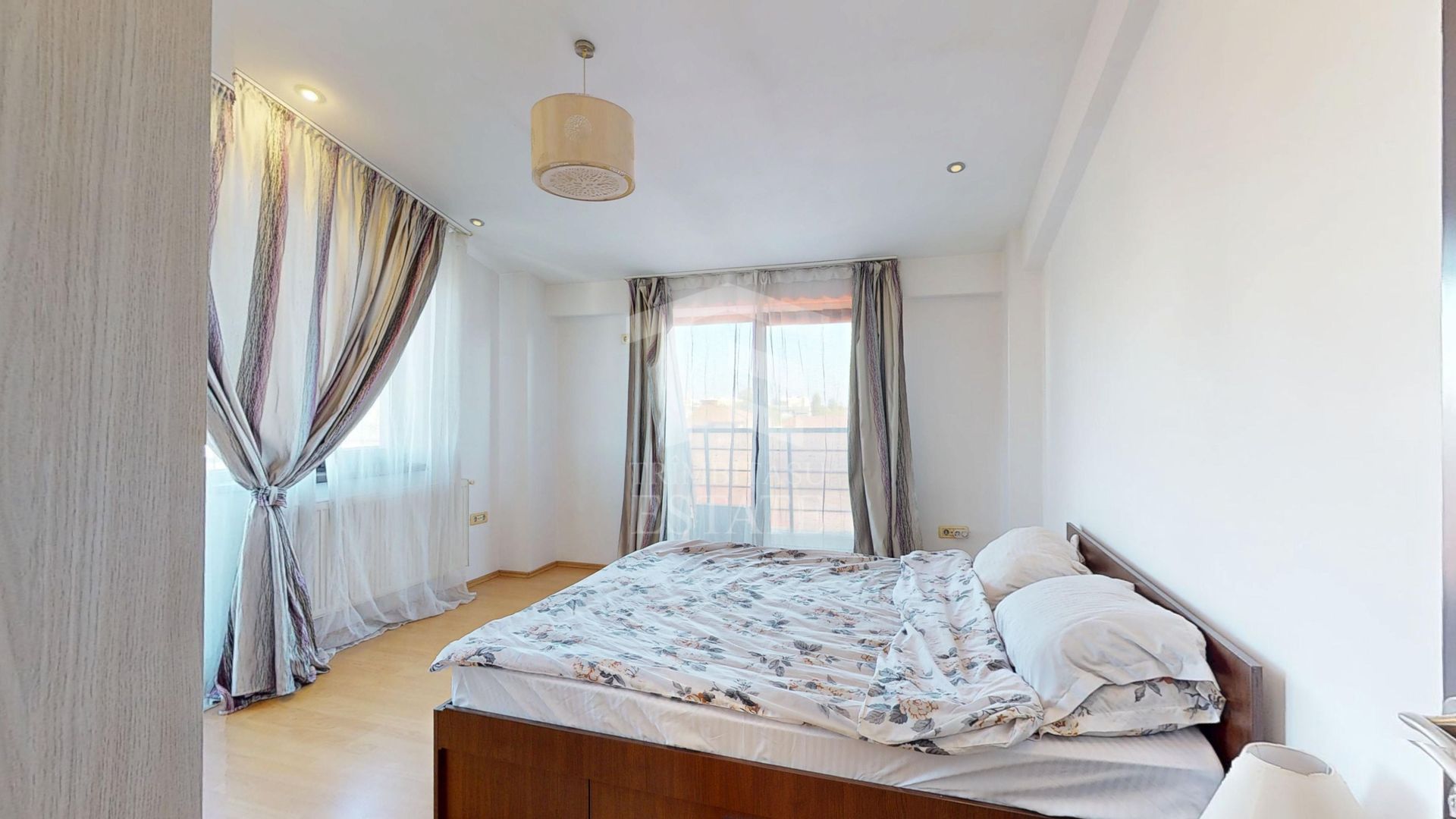 2 CAMERE ÎN CHITILA | 73,30 MP | 4 BALCOANE | CENTRALĂ | MOBILAT - Poză 6