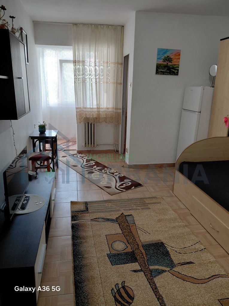 Inchiriez garsoniera gara nicolina - Poză 1