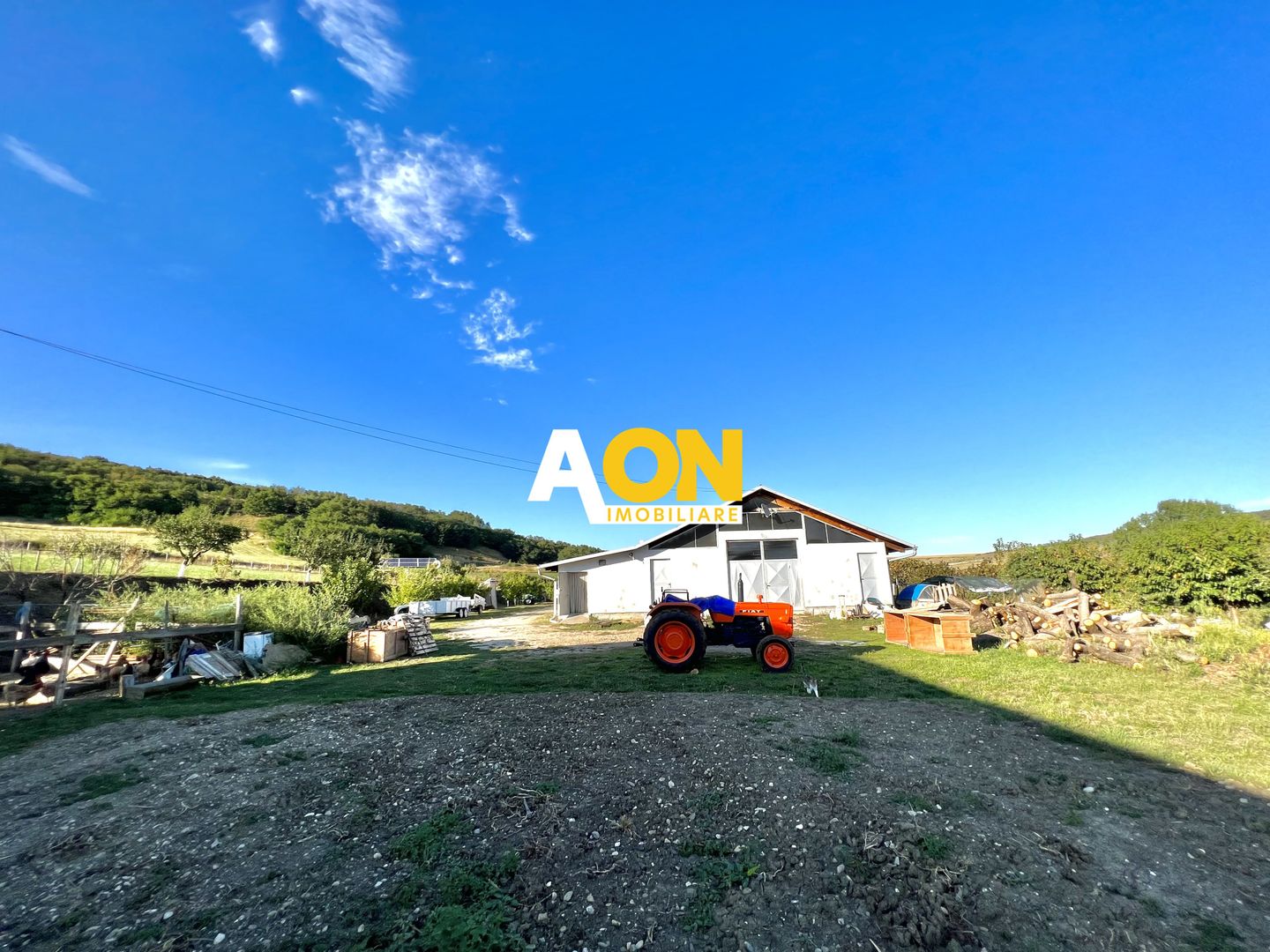 Ferma de vanzare cu 550MP utili si 27.500MP teren la asfalt - Poză 7