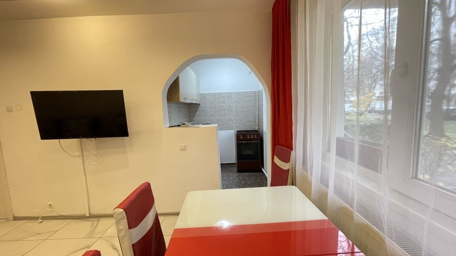Apartament cu doua camere in zona Gh.Lazar - Poză 10