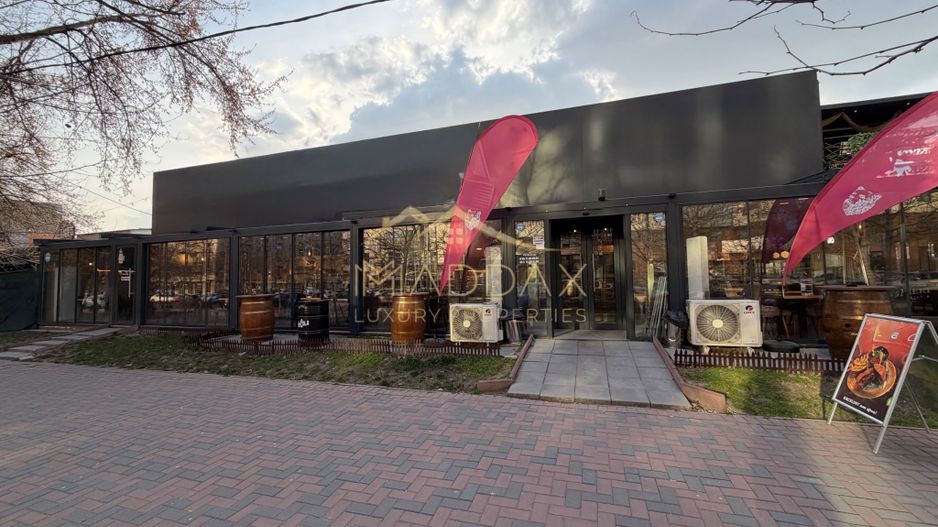 Spatiu Comercial  *731mp* / VAD stradal 31m / 19 locuri de parcare // Unirii - Poză 4