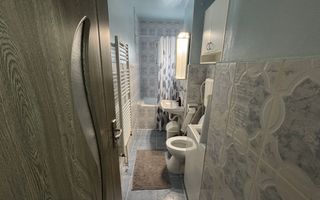 Ap. Cu 2 camere - zona 7 noiembrie - Poză 7