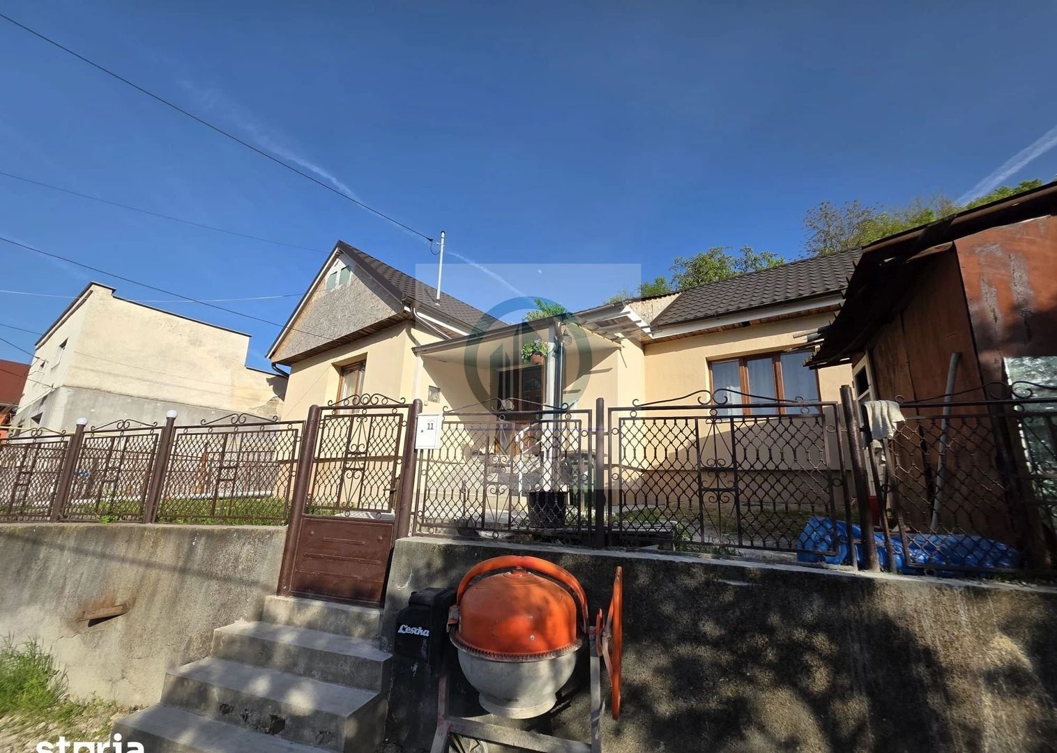 Casa renovata priveliște superba catre Cetatea Devei – Str. Calugareni - Poză 18