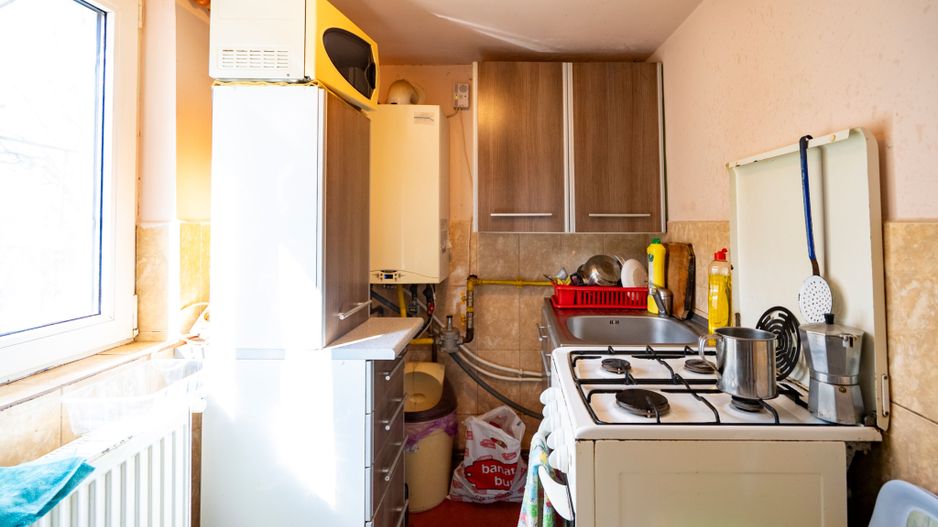 Casa de vanzare cu 2 camere si teren 1068 mp zona Renașterii - Poză 7