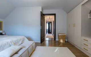 Casă superbă pentru familie în Lilieci – 133 mp utili, 500 mp teren - Poză 35