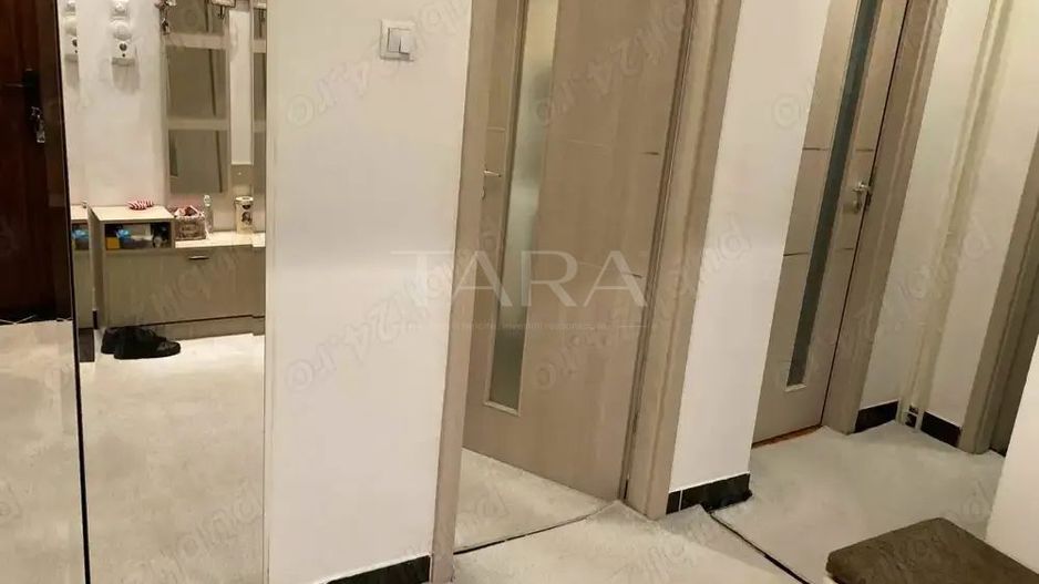 Apartament decomandat, Între Lacuri, 2 balcoane, zona Iulius Mall. - Poză 2