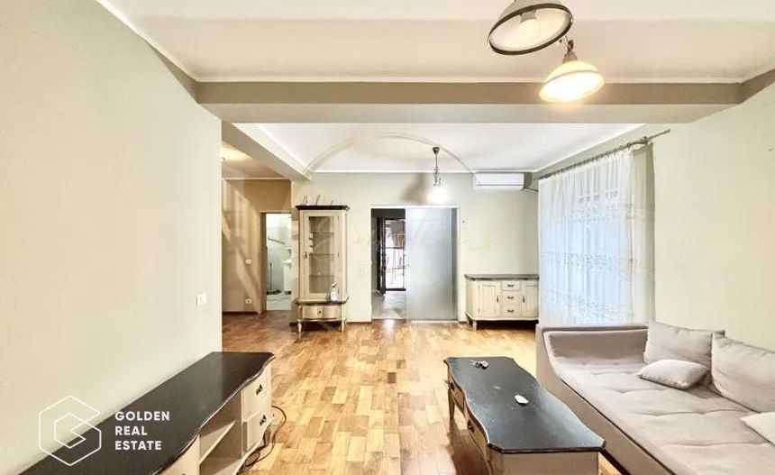 Casa cu garaj Giroc - Poză 1