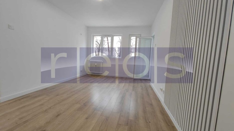 VANZARE APARTAMENT 2 CAMERE 50MP Campia Libertatii - Baba Novac - Titan - Poză 2
