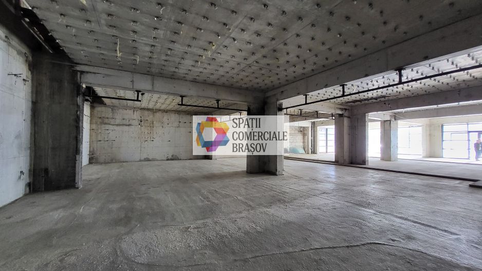 Clădire mixta -3600 mp - Poză 17
