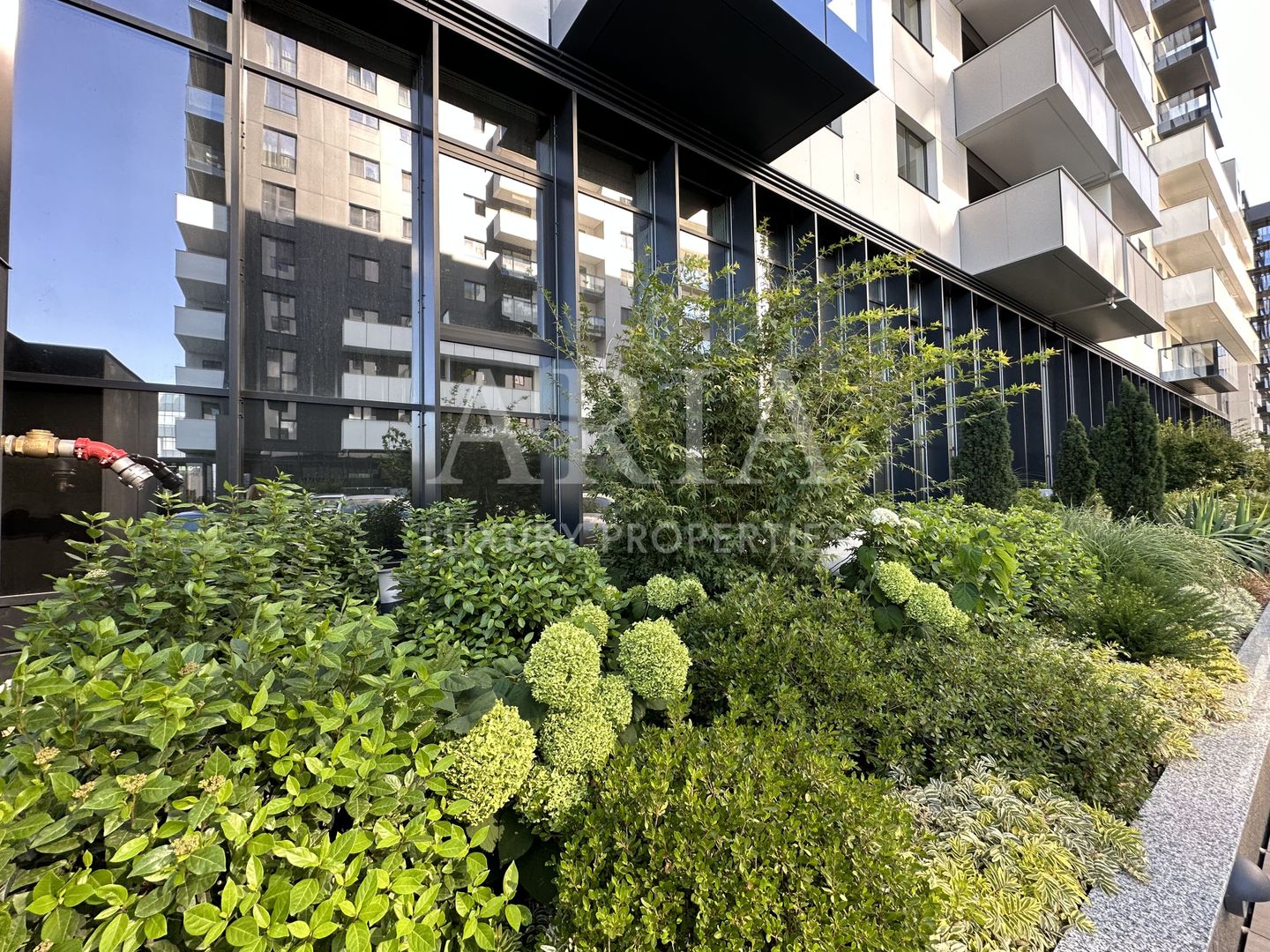 Cortina North | Design Apartment/POOL/SPA/GYM - Poză 10