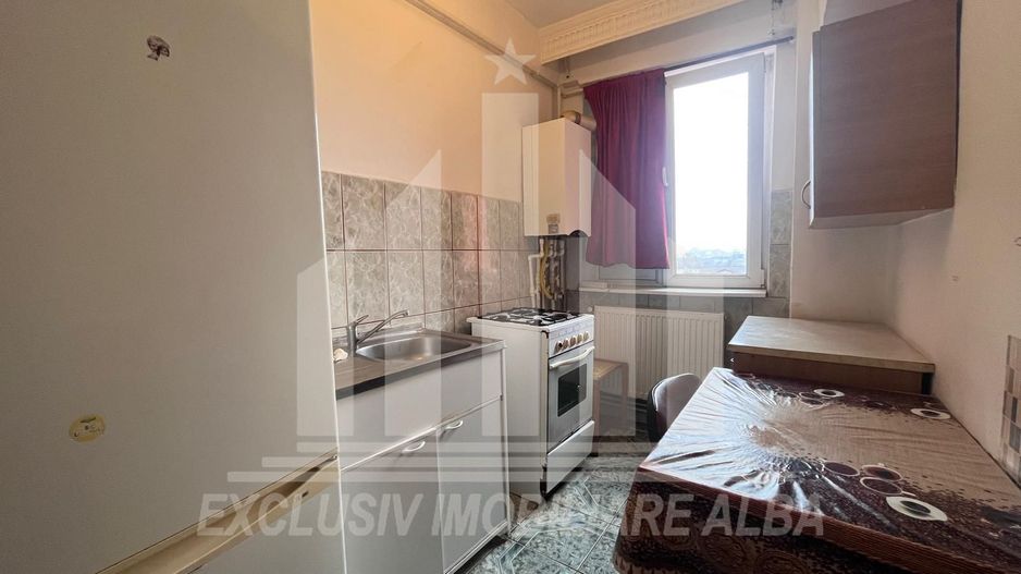 Garsoniera decomandata etaj intermediar - Poză 2