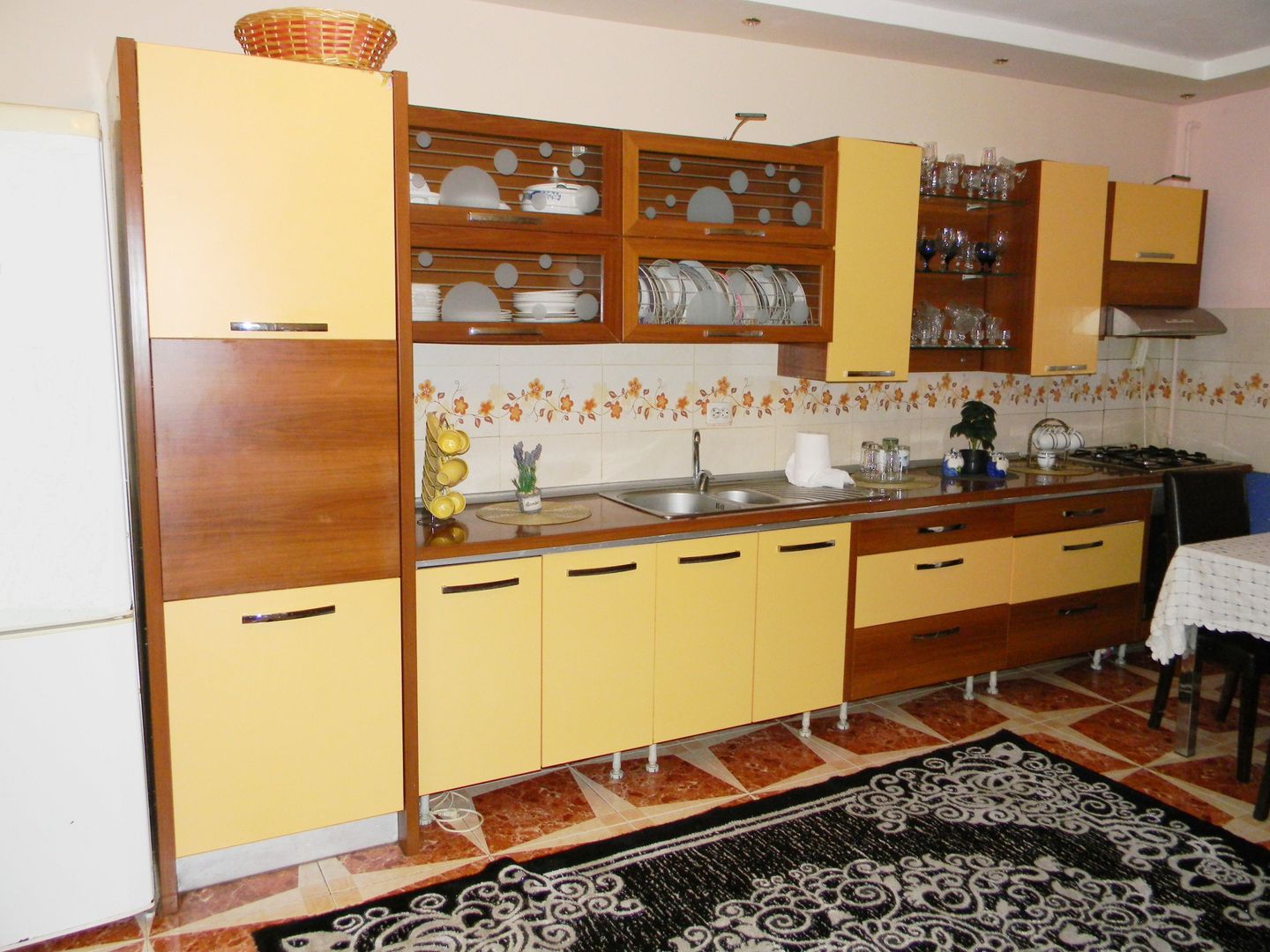 Casa mobilata in Centrul Mun. Sacele - Poză 17