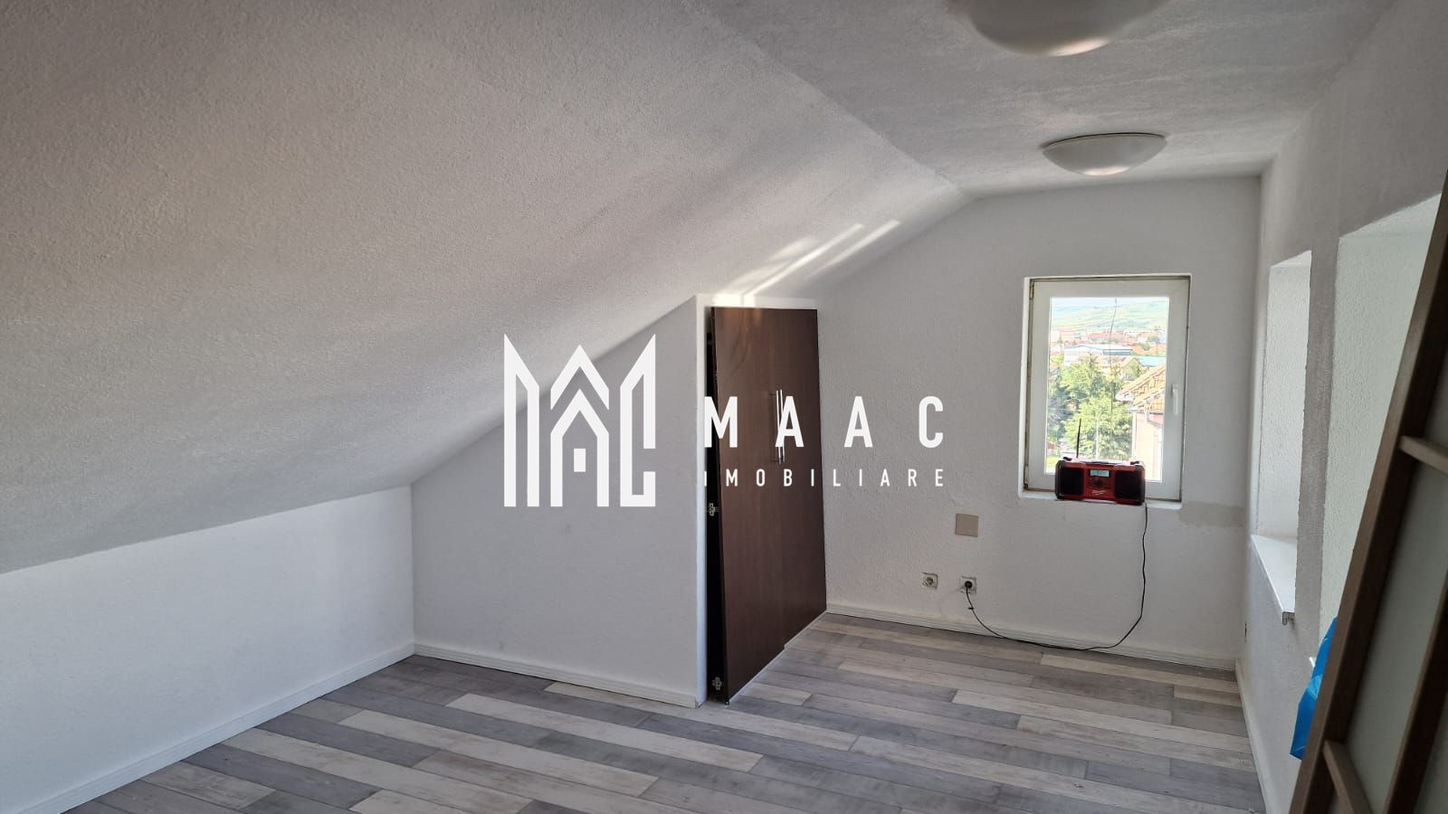 Penthouse I 3 Camere I Decomandat I Terasa I Trei Stejari - Poză 1