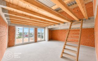 Penthouse cu potential exceptional, la rosu, 170mp, mansardabil pana la 300mp - Poză 7