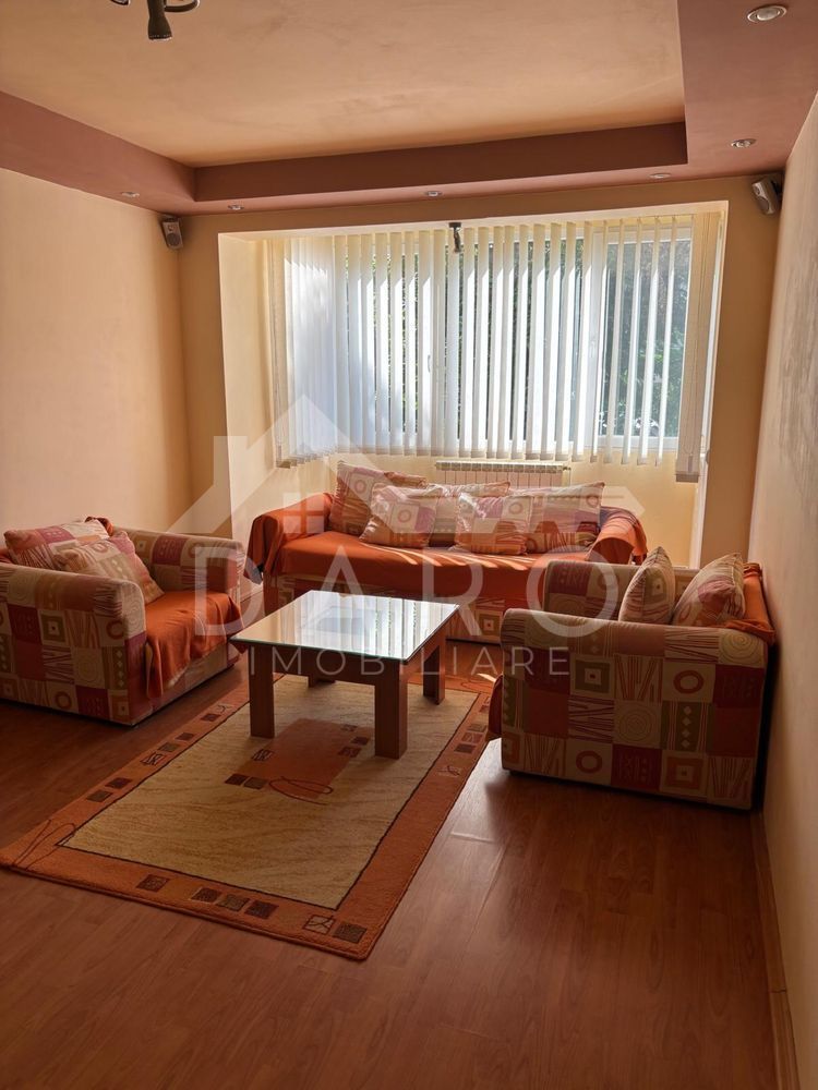 Apartament cu 3 camere, etaj 1 - Poză 1