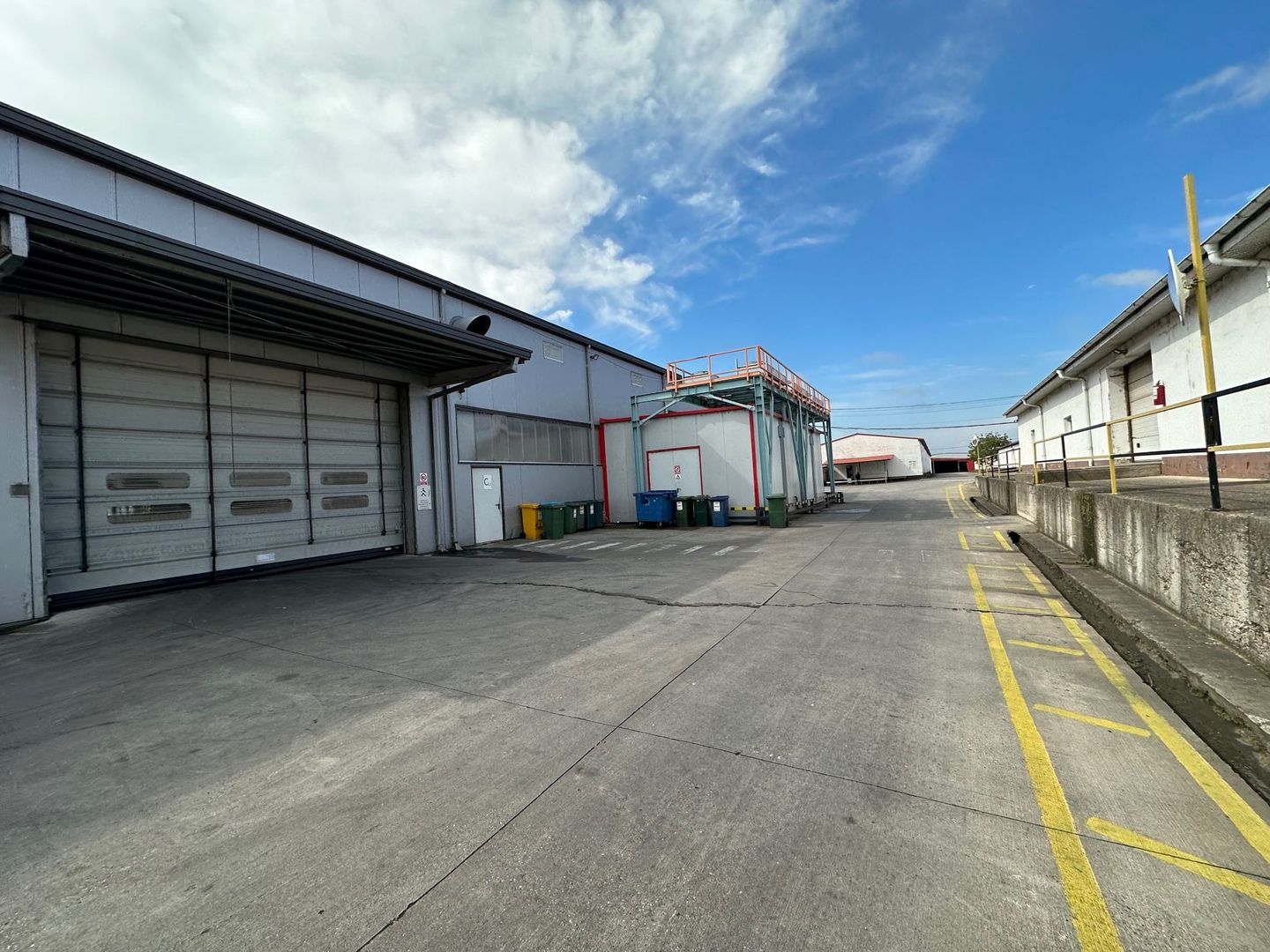 Hala pentru producție + birouri   10.000 mp - Poză 17