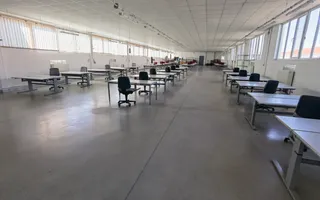 Proprietate industriala  la 35 km de TM - Poză 28