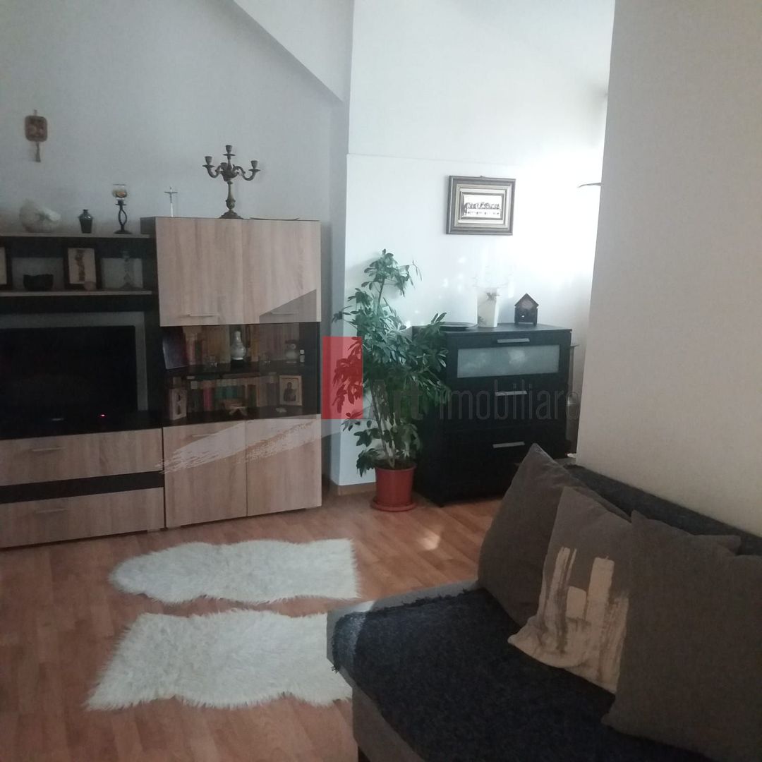 2 camere decomandat in vila Domenii - Poză 1