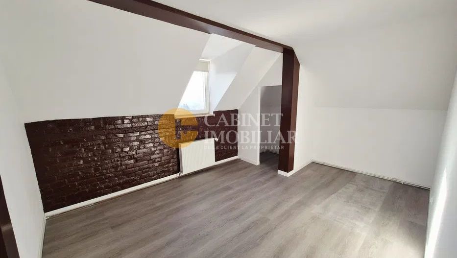 Apartament 3 camere decomandat, 81 mp, Copou –  fără risc seismic - Poză 8