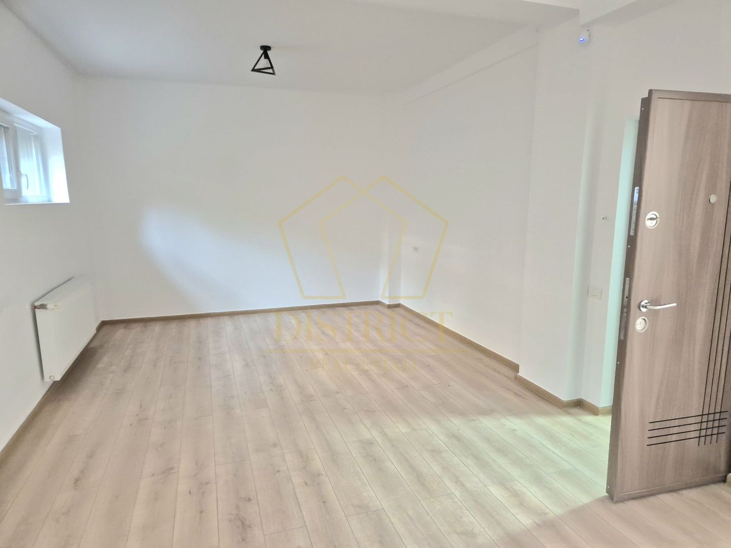 Spatiu Birouri renovat nou open space I Complex Studentesc - Poză 3