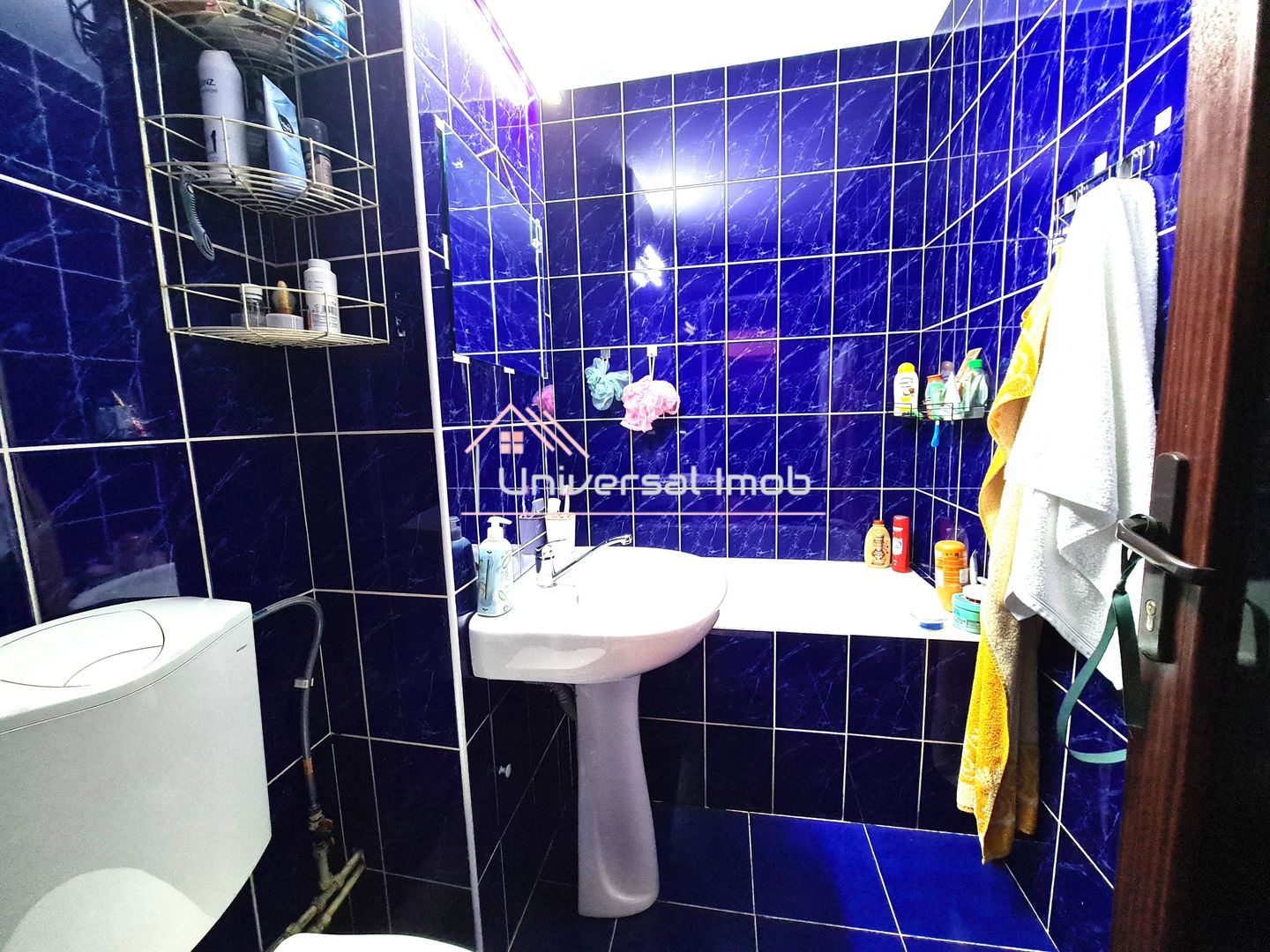Apartament cu 2 camere decomandate, str. Parang - Poză 6