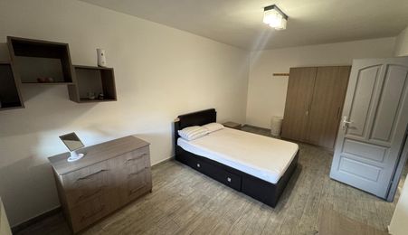 Apartament de 3 camere, decomandat, modern, 70mp, Zona UMFST