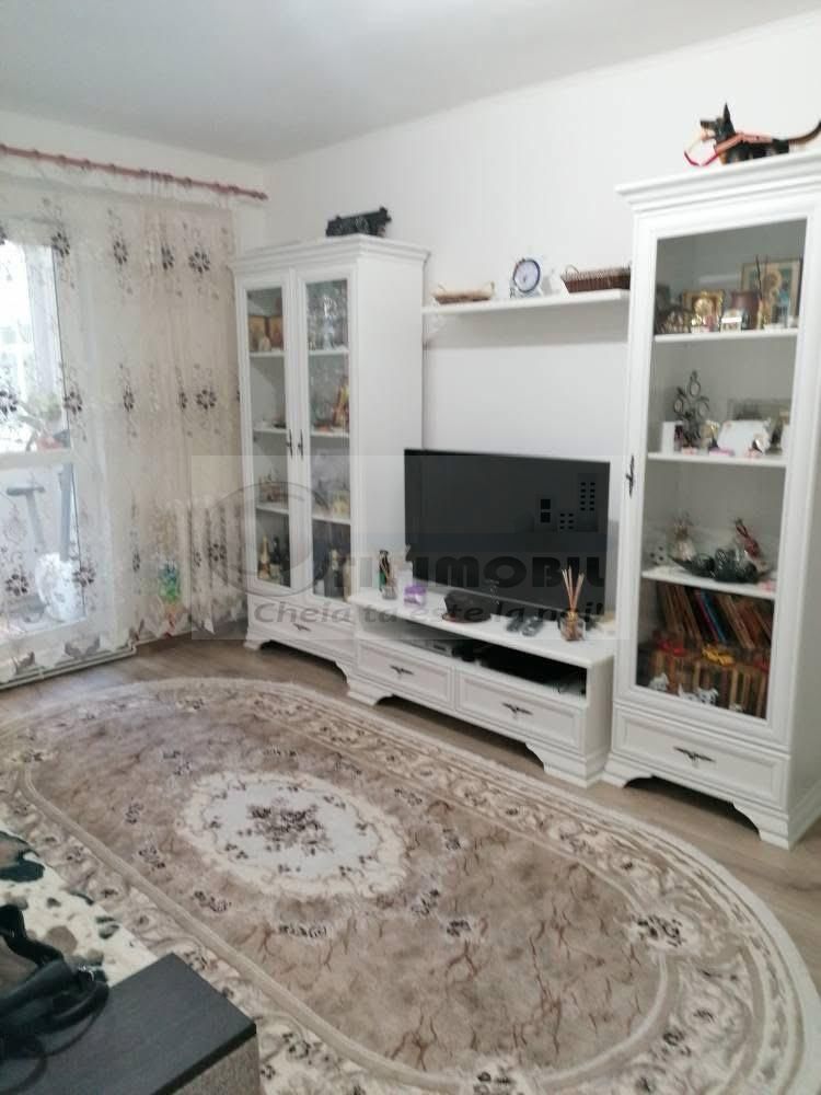 Vânzare apartament 2 camere  Zonă Baza 3 – 90 000€ - Poză 1