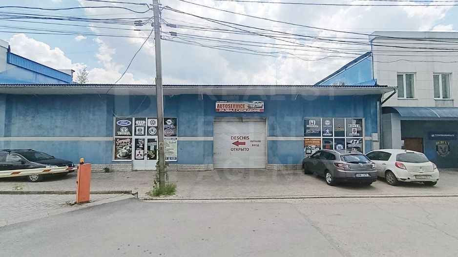 Vânzare, spațiu comercial, 287 mp, str. Independenței, Edineț - Poză 1