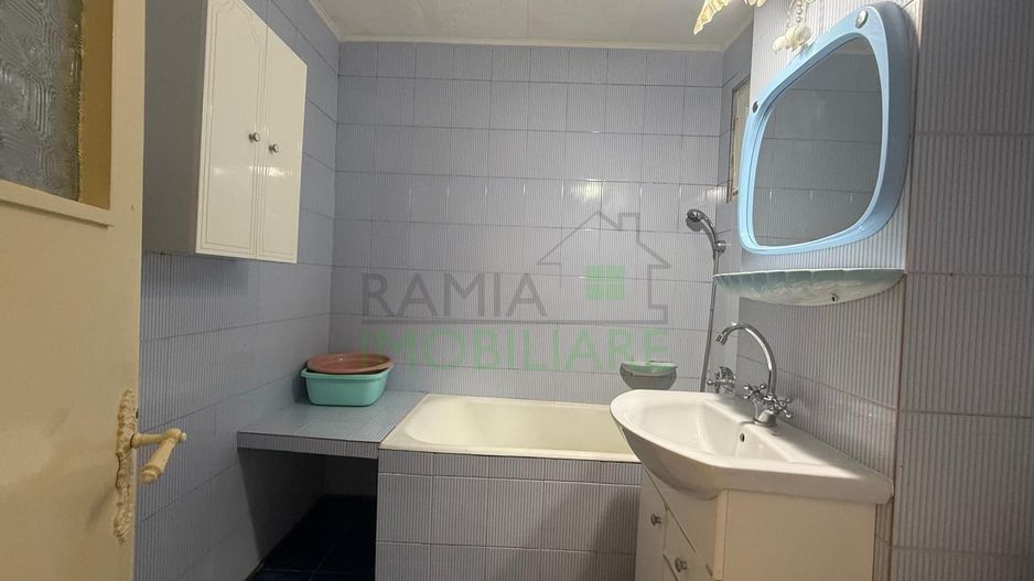 Apartament 3 Camere Decomandat, Etaj 1, Tractorul - Poză 8