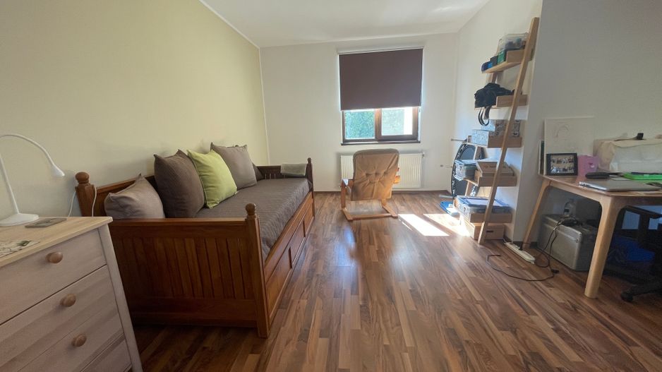Casa spatioasa de inchiriat -ideala pentru o familie - Poză 21