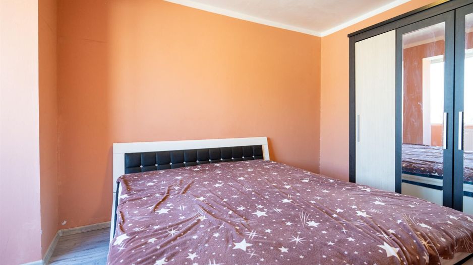 Apartament cu 2 camere Razboieni - Poză 1