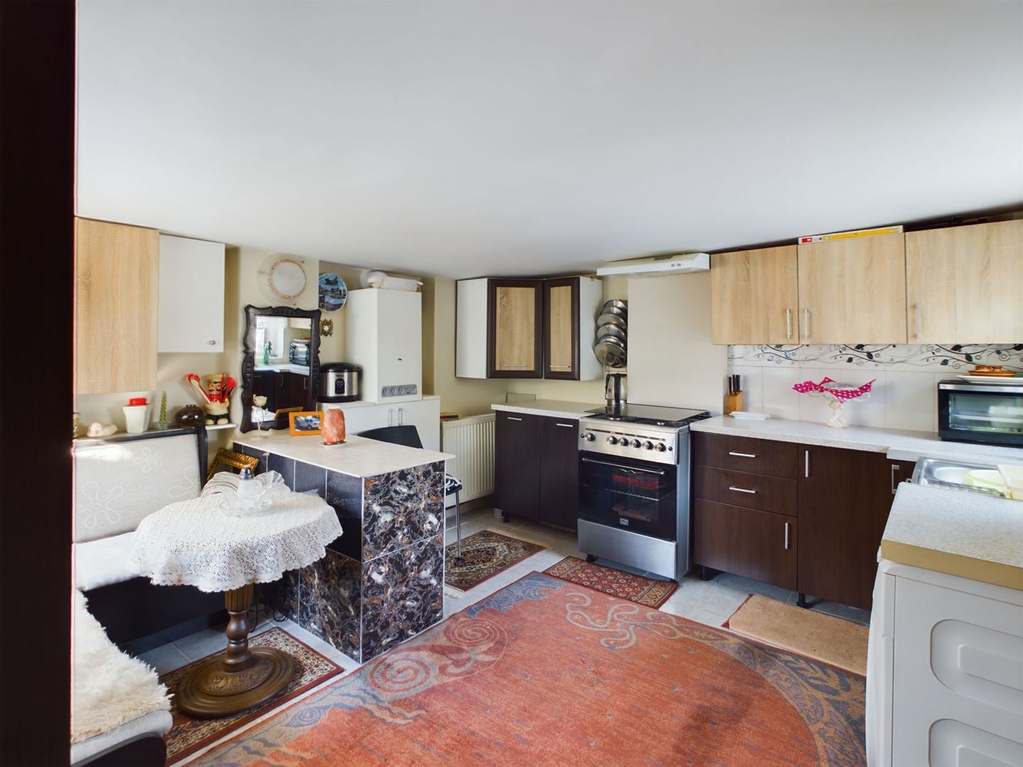 Casă cu 4 camere în zona  Aradul Nou - Poză 6