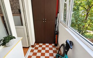 Dambovita | 3 camere | Decomandat | Centrala proprie | 2 bai | 2 balcoane - Poză 4