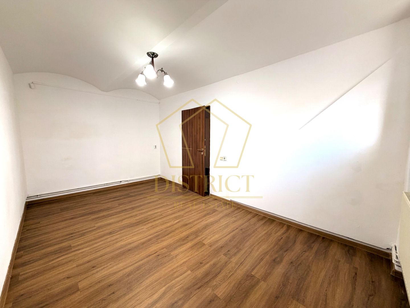 Spatiu comercial renovat, cu VAD | Central | P-ta Maria - Poză 3