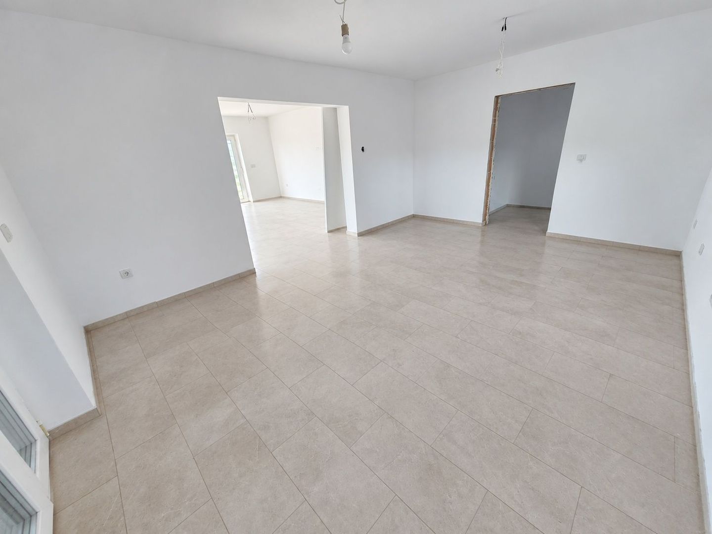Casa noua de vânzare in Vintu de Jos - Poză 5