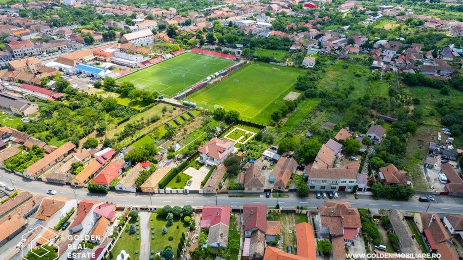 Teren intravilan cu casa demolabila, aproximativ 2000 mp, zona Aradul Nou - Poză 4