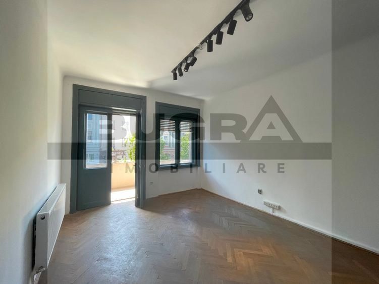 Apartament in zona ultracentrala ideal pentru locuit sau birou, 115mp - Poză 3