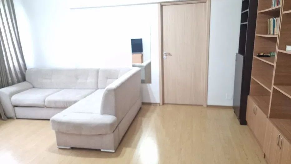 Apartament excelent situat, 2 camere, Tineretului - Poză 1
