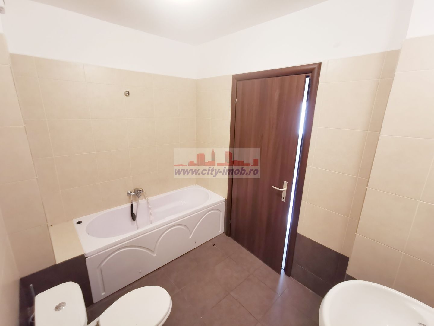 Vanzare Apartament 4 camere Baneasa - Poză 36